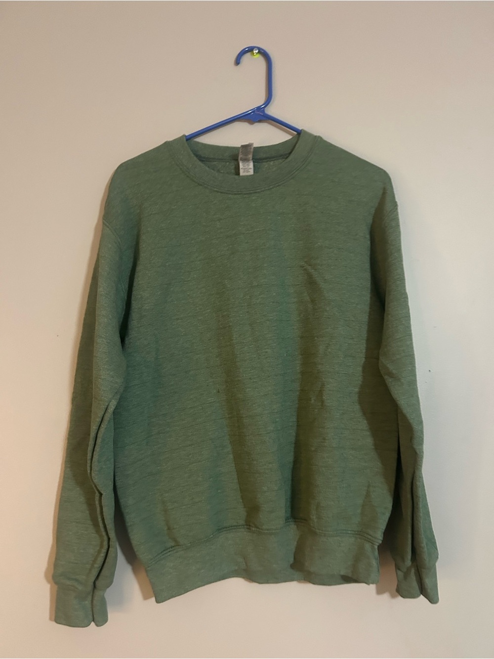 Gildan crewneck